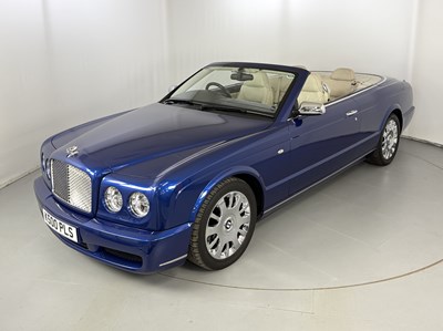 Lot 2006 Bentley Azure