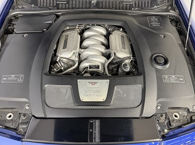 Lot 2006 Bentley Azure