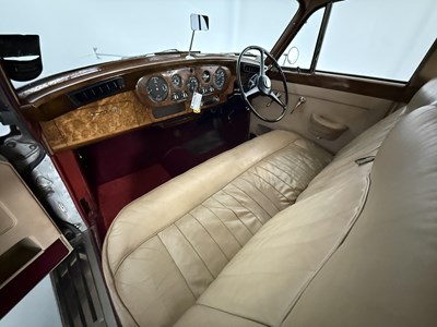 Lot 1971 Bentley S2