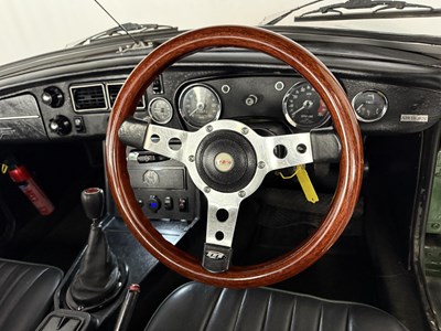 Lot 1976 MG B Roadster