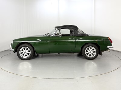 Lot 1976 MG B Roadster