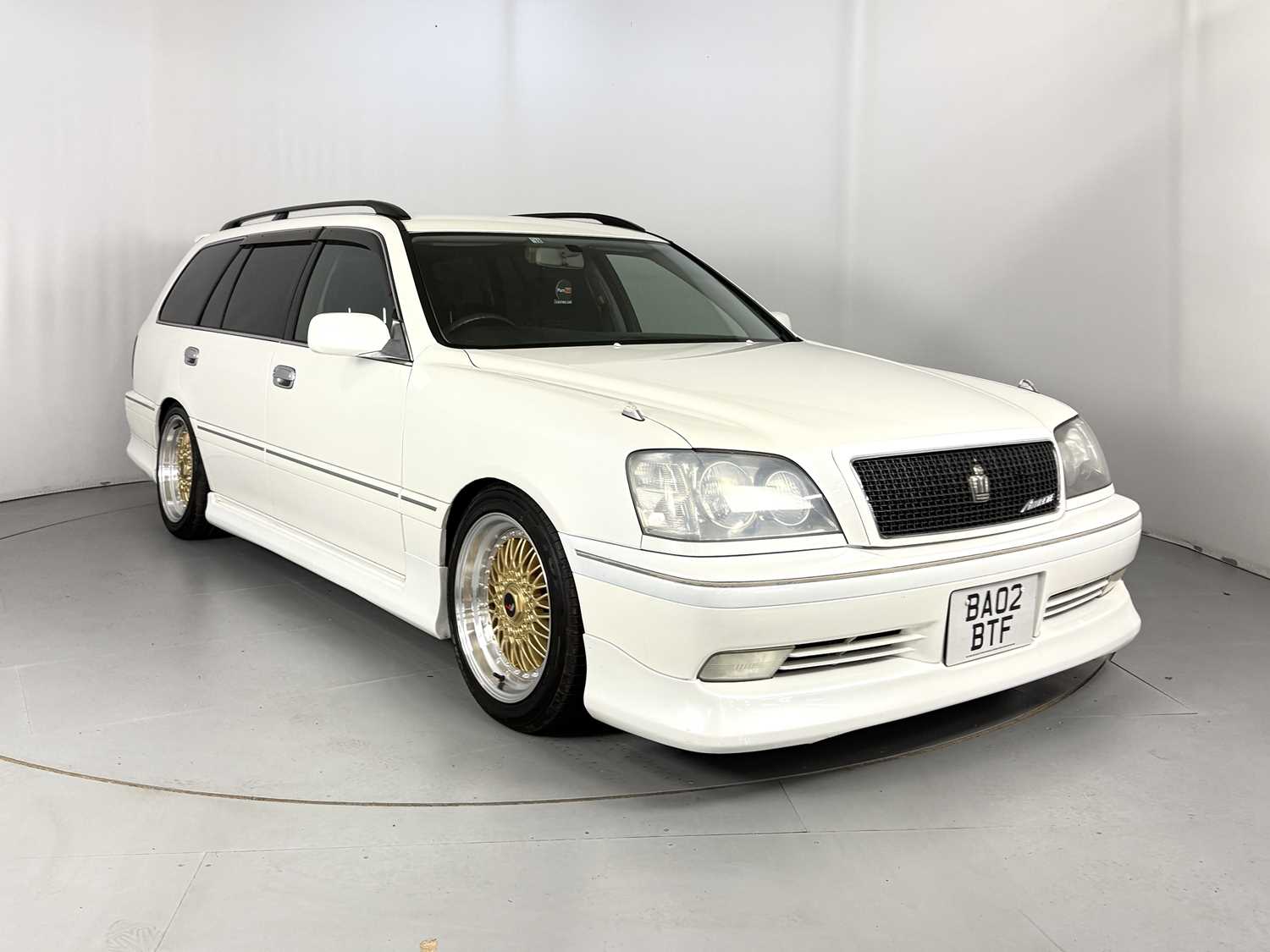 2002 Toyota Crown