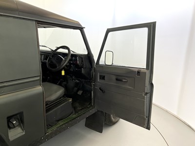 Lot 83 - Land Rover Defender 90
