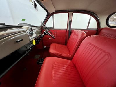 Lot 112 - 1968 Morris 1000 Saloon