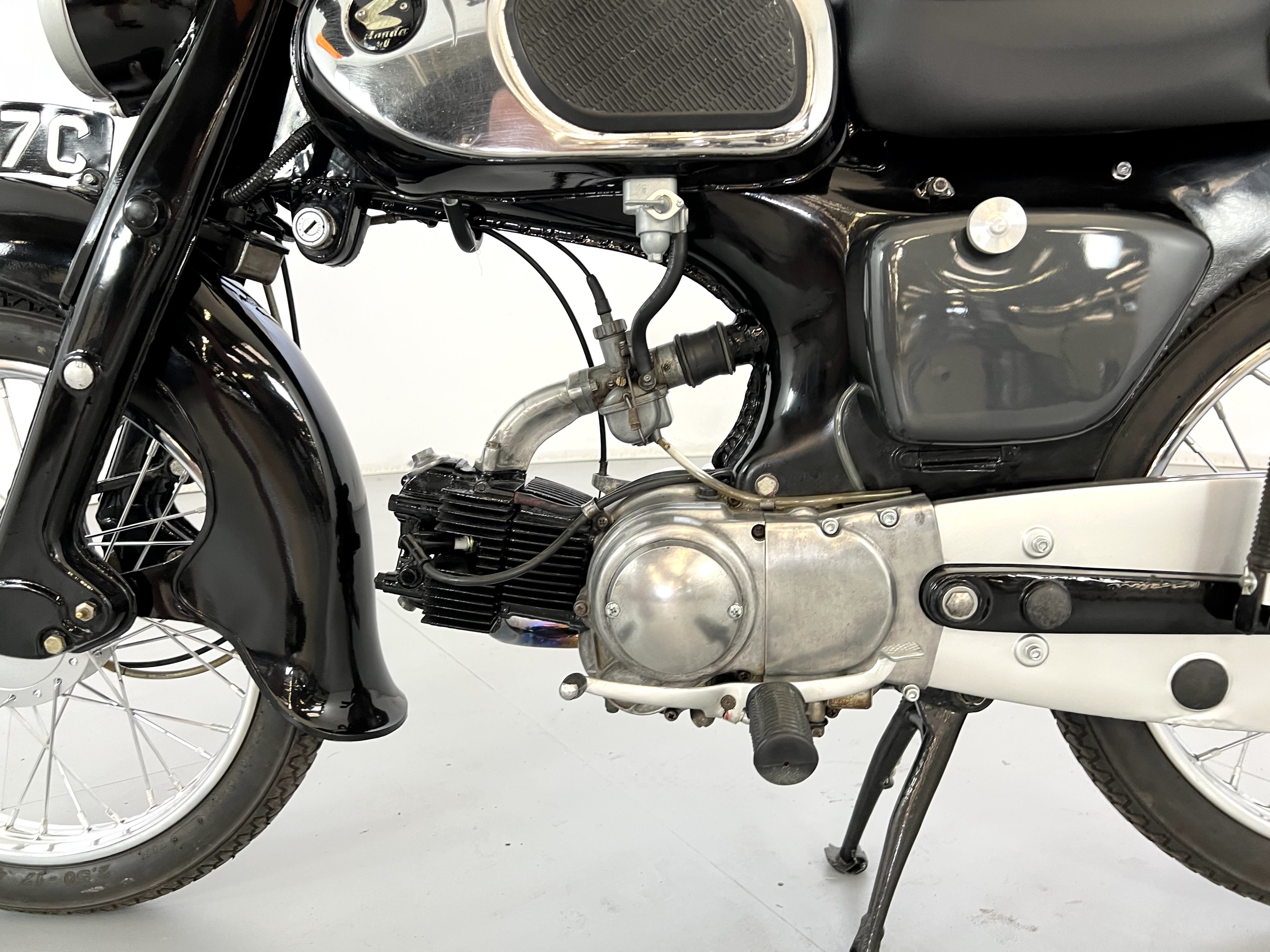 Lot 34 1965 Honda C200