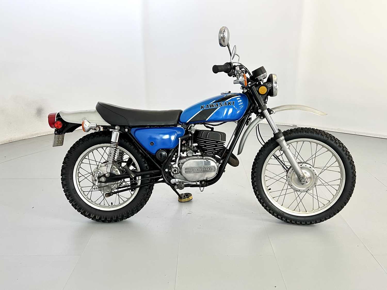 Lot 77 - 1975 Kawasaki F11