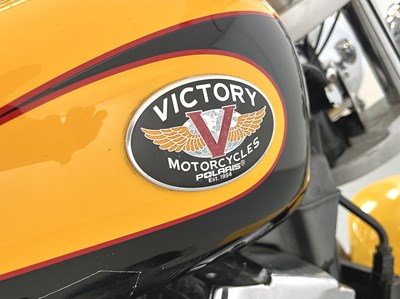 Lot 114 - 2003 Victory V92