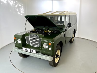 Lot 65 - 1981 Land Rover Series 3 - 6 Cylinder