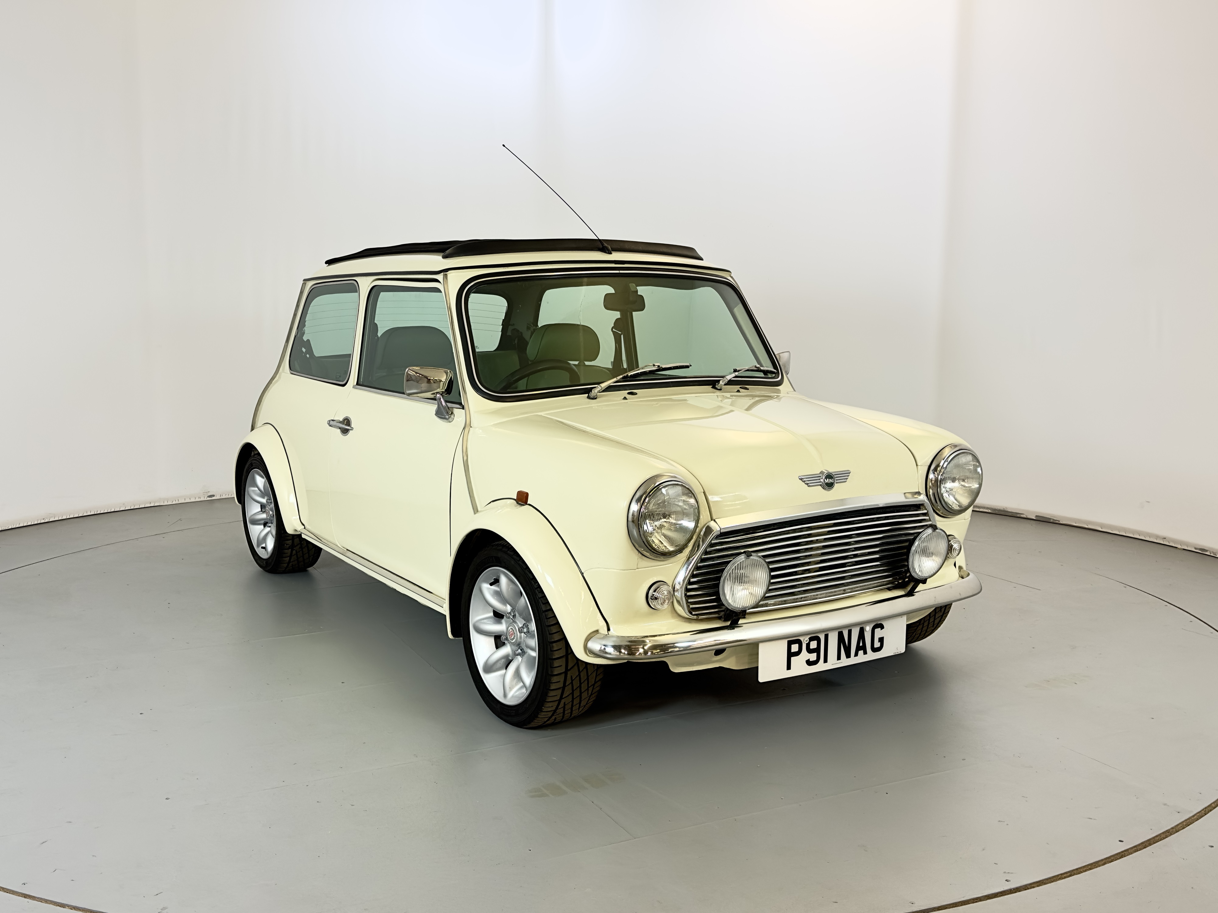 ヘルパ MINICOOPER COLLECTORSBOX EUROPE 1993 ヘルパ MINICOOPER COLLECTORSBOX EUROPE 1993 - メルカリ