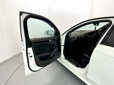 Lot 104 - 2012 Audi A4 S-line