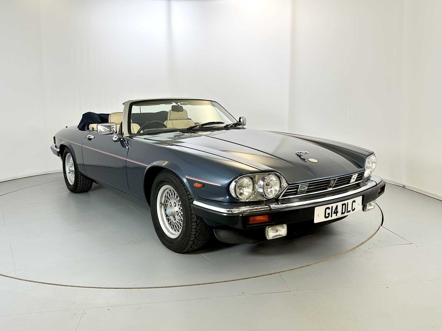 Lot 71 - 1989 Jaguar XJS V12