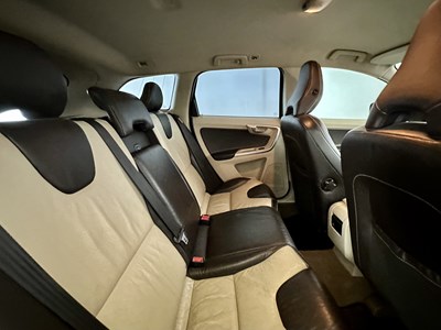 Lot 108 - 2010 Volvo XC60