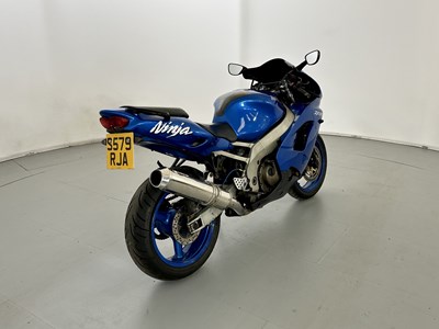 Lot 132 - 1998 Kawasaki ZX9R