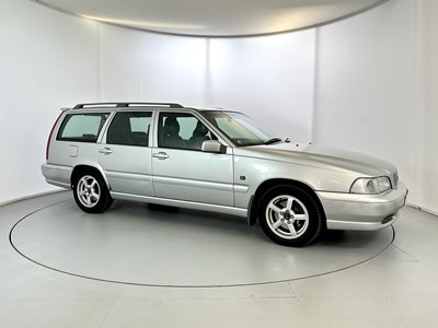 Lot 98 - 1999 Volvo V70