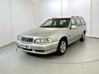 Lot 98 - 1999 Volvo V70