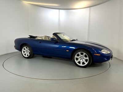 Lot 34 - 1998 Jaguar XK8 Cabriolet