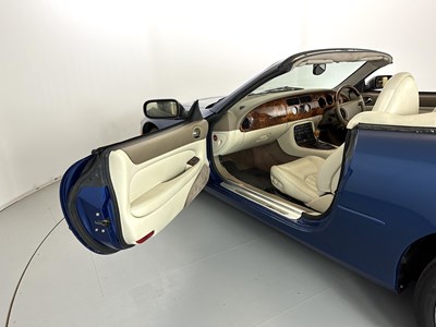 Lot 34 - 1998 Jaguar XK8 Cabriolet