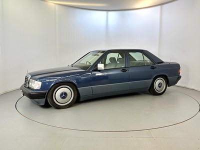 Lot 176 - 1993 Mercedes-Benz 190E