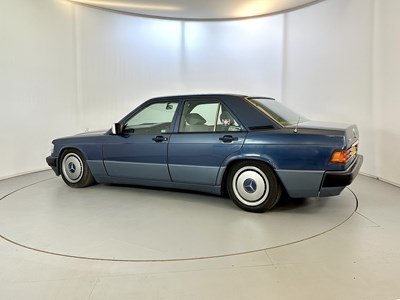 Lot 47 - 1993 Mercedes-Benz 190E
