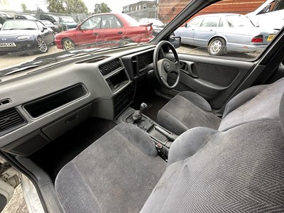Lot 181 - 1986 Ford Sierra XR 4X4
