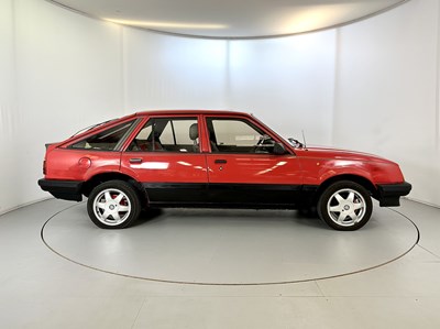Lot 182 - 1986 Vauxhall Cavalier