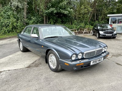 Lot 187 - 1998 Daimler V8 - NO RESERVE
