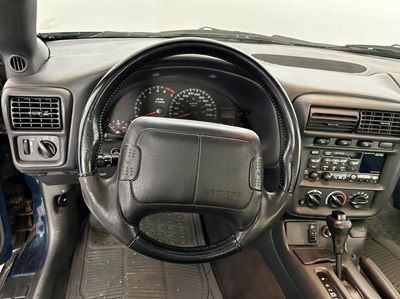 Lot 92 - 1999 Chevrolet Camaro