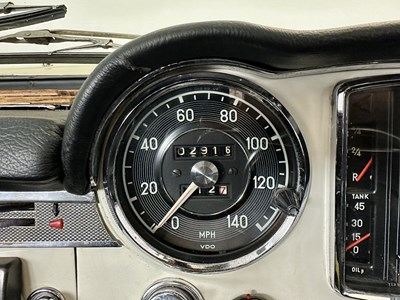 Lot 100 - 1965 Mercedes-Benz 230SL