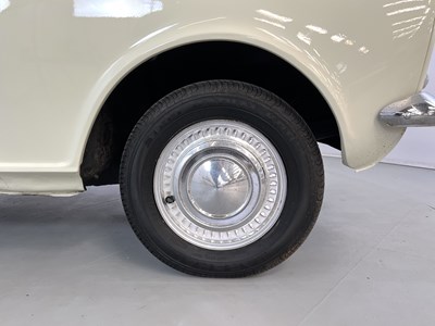 Lot 60 - 1964 Vauxhall Viva Deluxe