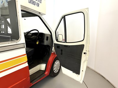 Lot 65 - 1990 Ford Transit Ice Cream Van