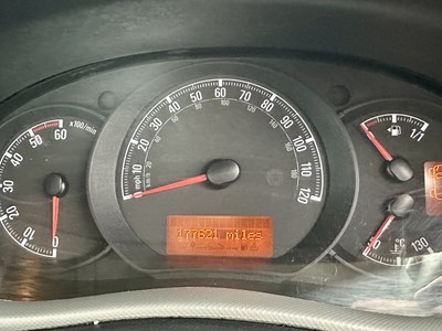 Lot 33 - 2011 Vauxhall Movano