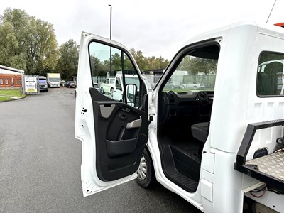 Lot 33 - 2011 Vauxhall Movano