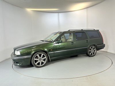 Lot 32 - 1996 Volvo 850R