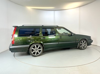 Lot 32 - 1996 Volvo 850R