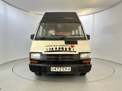 Lot 30 - 1990 Renault Traffic
