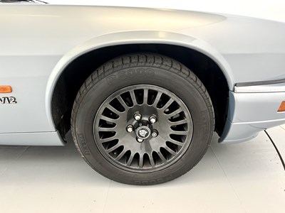 Lot 34 - 1994 Jaguar XJS 6.0