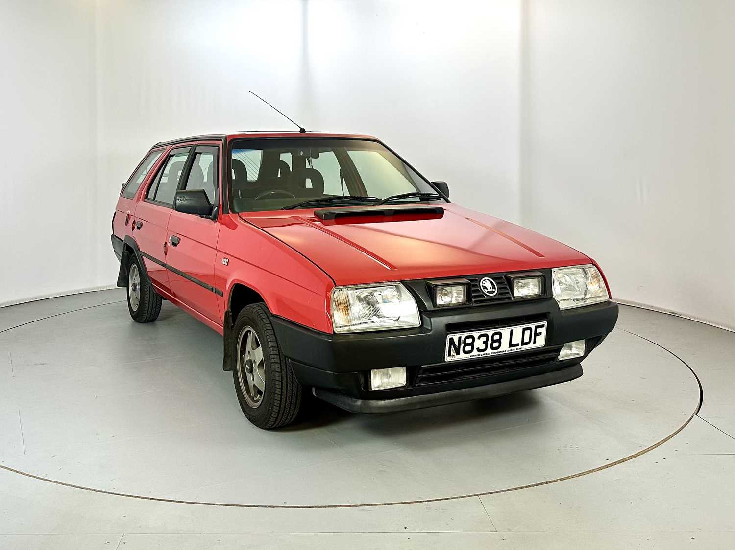 Lot 151 - 1995 Skoda Favorit Glxie Flairline