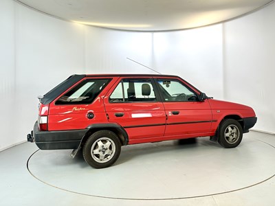 Lot 151 - 1995 Skoda Favorit Glxie Flairline