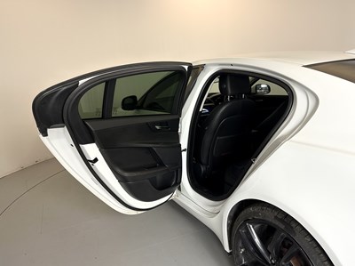 Lot 131 - 2015 Jaguar XE