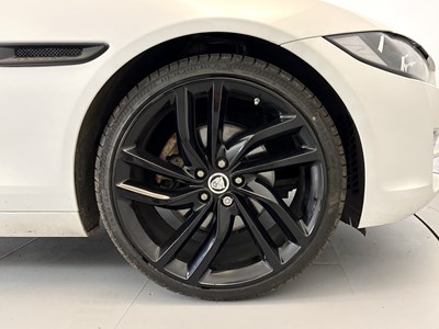 Lot 131 - 2015 Jaguar XE