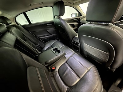 Lot 131 - 2015 Jaguar XE