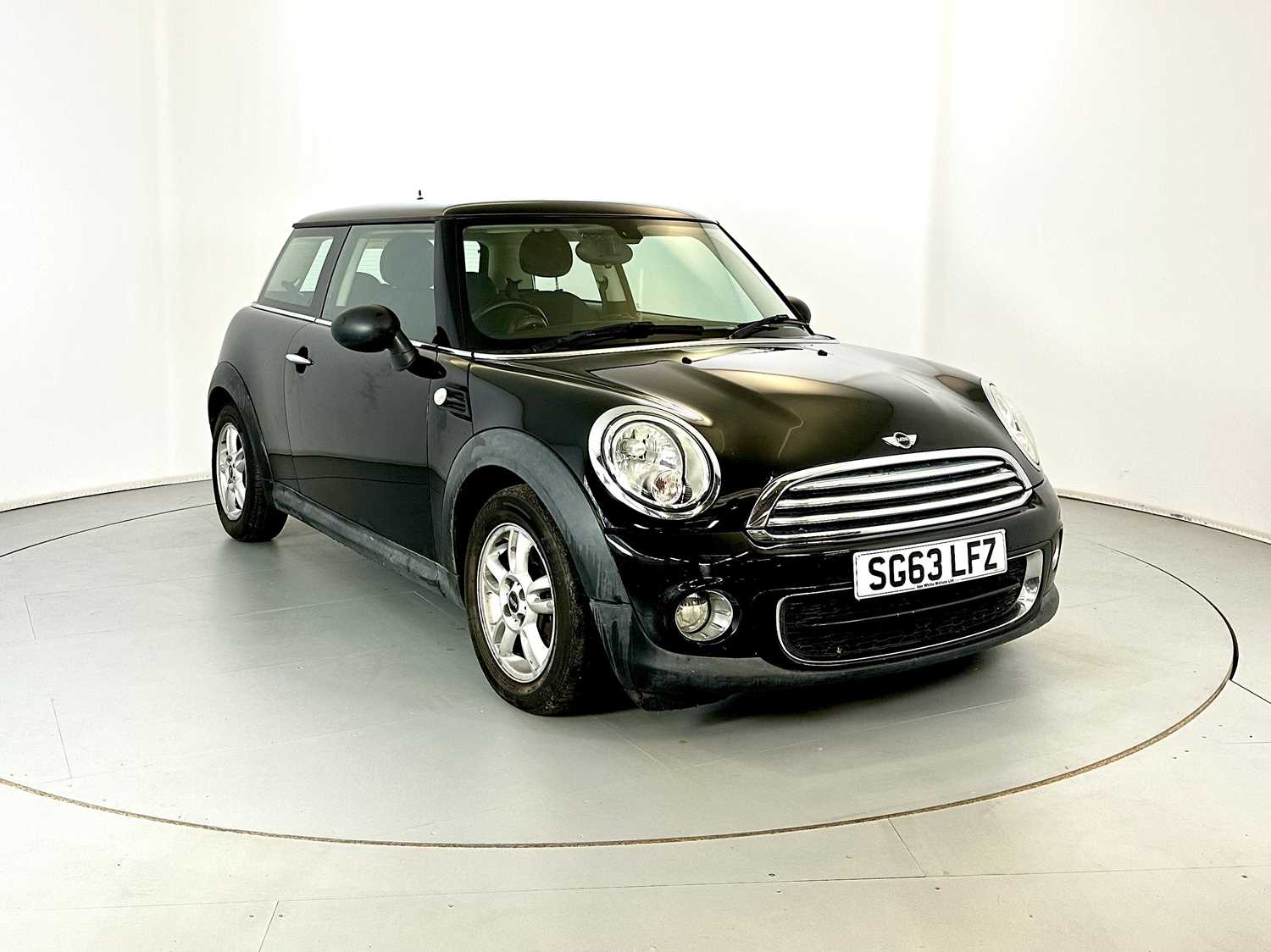 Lot 26 - 2013 Mini One