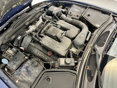 Lot 59 - 2001 Jaguar XKR