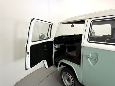 Lot 91 - 1976 Volkswagen T2