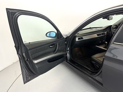 Lot 106 - 2006 BMW 325i