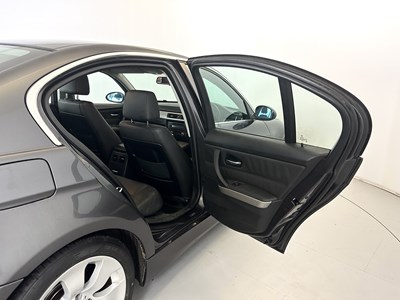 Lot 106 - 2006 BMW 325i