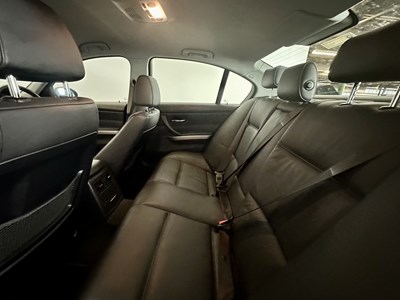 Lot 106 - 2006 BMW 325i