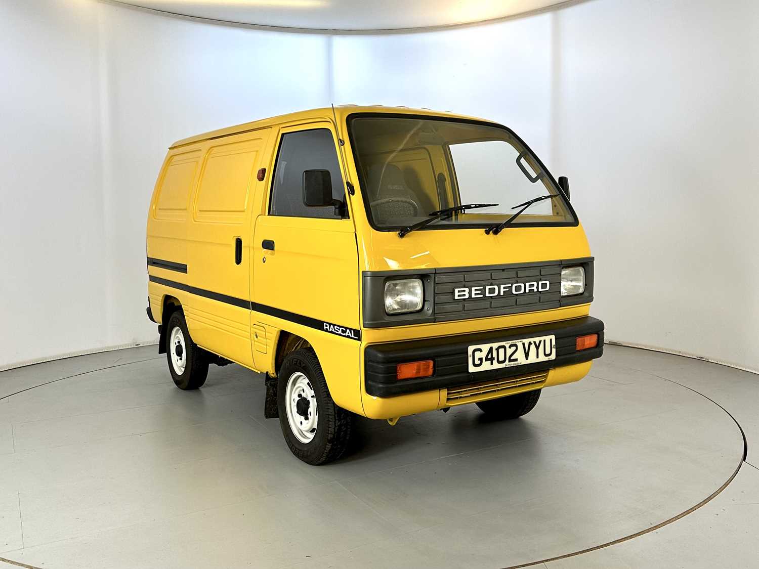 Lot 137 - 1990 Bedford Rascal