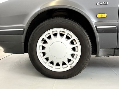 Lot 103 - 1991 Saab 9000S