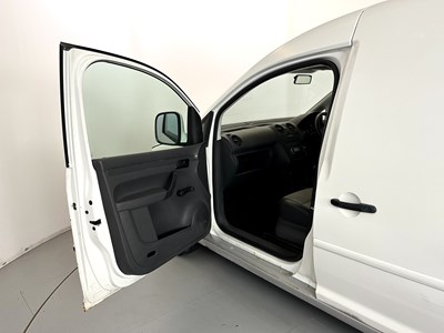 Lot 120 - 2011 Volkswagen Caddy Coffee Van